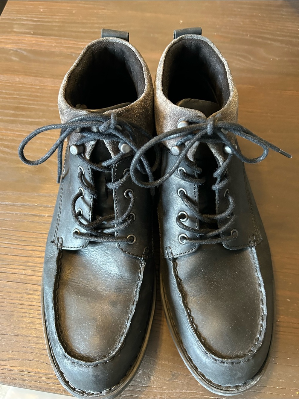 Born Black Leather Lace-Up Boots with Brown Suede Collar